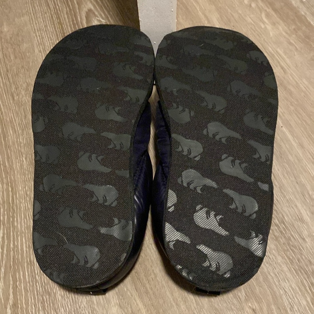 Sorel Slippers - Picture 2 of 5